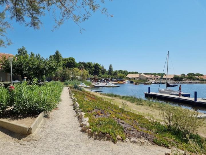 Agreable Petite Maison De Vacances Leucate Luaran gambar