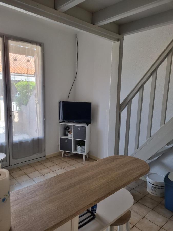 Agreable Petite Maison De Vacances Leucate Luaran gambar